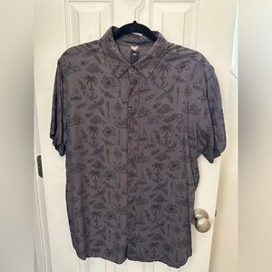 Imperial Motion Men’s Button up shirt Medium